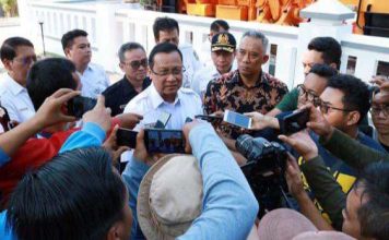 Direktur Utama PT KAI, Edi Sukmoro, Bahagia Para Bule Puji Kereta Api Indonesia